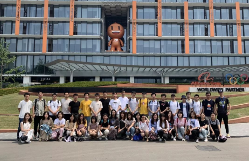 LED Display Manufacturer Team - Celebrating Success Together