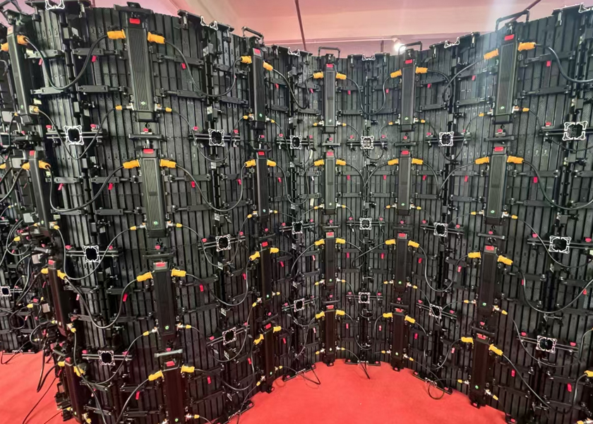 RE-C Series Modular LED Display - Side View